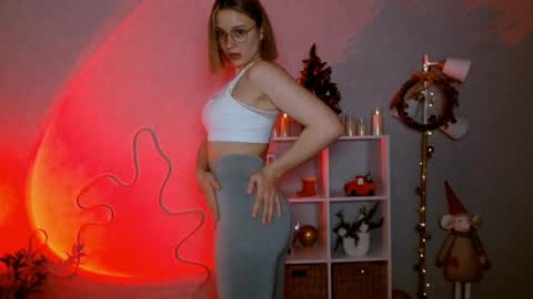 Michelle  online show from 14, 12, 2024