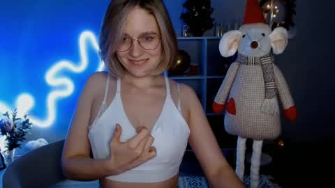 Michelle  online show from 17, 12, 2024