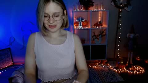 Michelle  online show from 21, 12, 2024