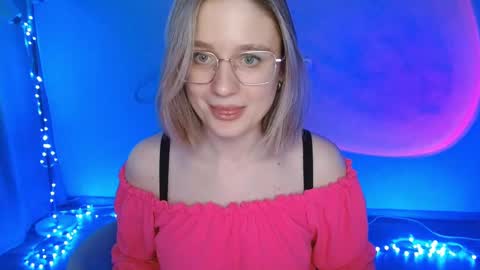 Michelle  online show from 8, 2, 2025