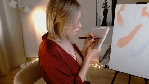 Snapshot of charming_beauty chatting on 14, 9, 2025 Michelle  online show from 14, 9, 2025