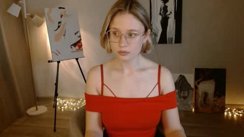 Snapshot of charming_beauty chatting on 22, 9, 2025 Michelle  online show from 22, 9, 2025