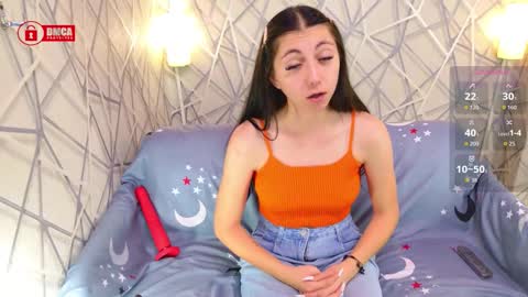 Snapshot of charming_lia chatting on 11, 11, 2025 CharmingLIA online show from 11, 11, 2025