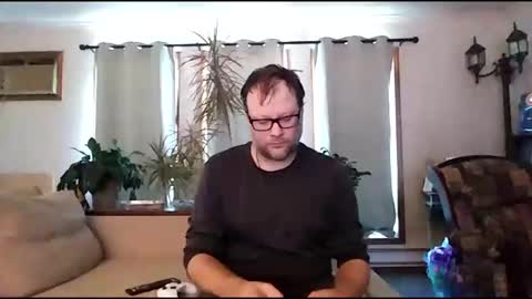 Snapshot of charmingatom chatting on 15, 11, 2025 charmingatom online show from 15, 11, 2025