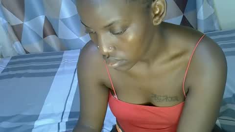 Snapshot of charmingdime chatting on 13, 10, 2025 charmingdime online show from 13, 10, 2025