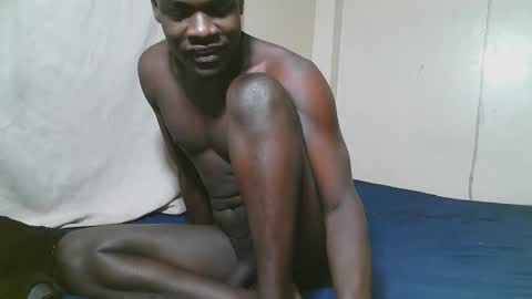 Snapshot of charmzboy chatting on 11, 11, 2025 charmzboy online show from 11, 11, 2025