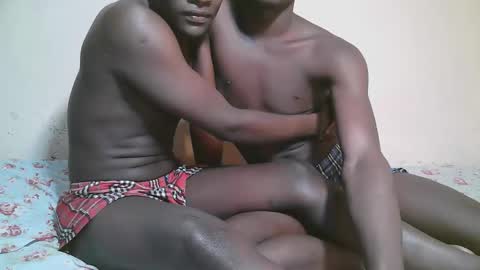 Snapshot of charmzboy chatting on 28, 11, 2025 charmzboy online show from 28, 11, 2025