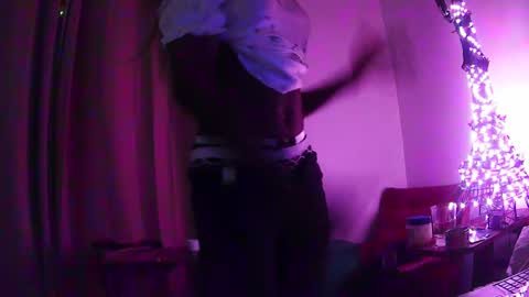 Snapshot of charr1barr chatting on 3, 12, 2024 Miss Chocolate online show from 3, 12, 2024