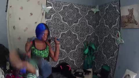 Snapshot of charr1barr chatting on 6, 3, 2025 Miss Chocolate online show from 6, 3, 2025