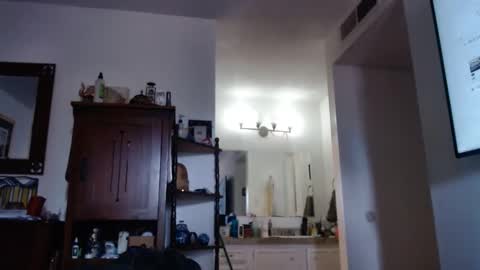 Snapshot of charr1barr chatting on 12, 10, 2025 Miss Chocolate online show from 12, 10, 2025