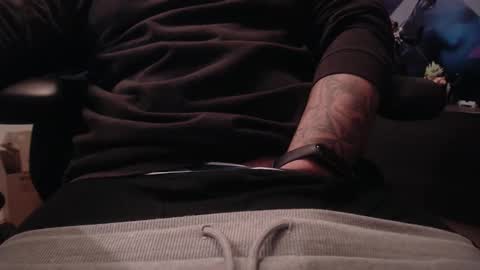 Snapshot of chartles83 chatting on 8, 4, 2026 Chartles online show from 8, 4, 2026