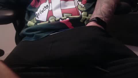 Snapshot of chartles83 chatting on 12, 4, 2026 Chartles online show from 12, 4, 2026