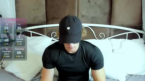 Snapshot of chase_muscular chatting on 27, 11, 2025 Chase online show from 27, 11, 2025