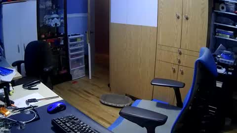 wanaBeYourToy online show from 16, 12, 2025