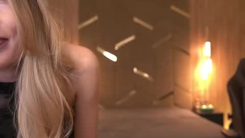 Snapshot of chaturbabe__ chatting on 27, 2, 2025 Ira online show from 27, 2, 2025