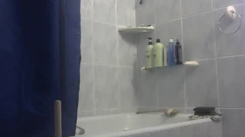 chaturbatordeluxe online show from 18, 12, 2025