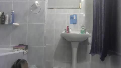 chaturbatordeluxe online show from 7, 2, 2026