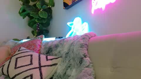 Snapshot of chaturhoe chatting on 14, 12, 2025 Rockhard Cockstar N Roxynyes online show from 14, 12, 2025