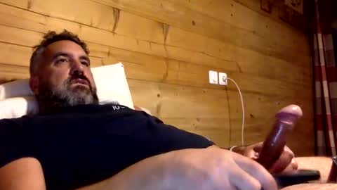 Snapshot of chaud7842 chatting on 21, 10, 2025 chaud7842 online show from 21, 10, 2025