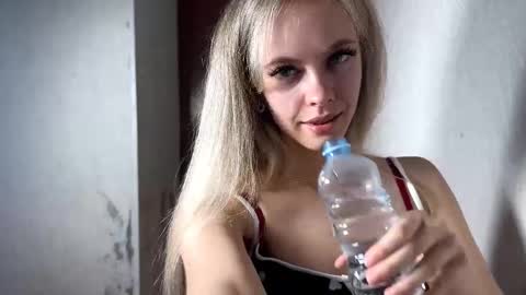 Milissa online show from 7, 10, 2025