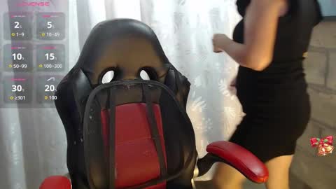 CHAYLA VICTORIA RUIZ  online show from 4, 3, 2026