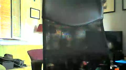 Snapshot of cheekycharm chatting on 9, 10, 2025 cheekycharm online show from 9, 10, 2025