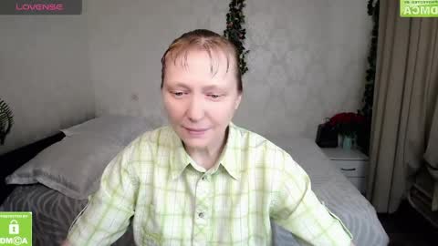 cheerful_madam1 online show from 25, 4, 2026