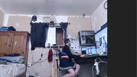 cheerleader_crossdresser online show from 30, 5, 2026