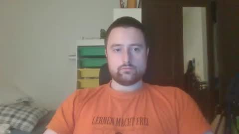 Snapshot of cheguevara2323 chatting on 23, 9, 2025 cheguevara2323 online show from 23, 9, 2025