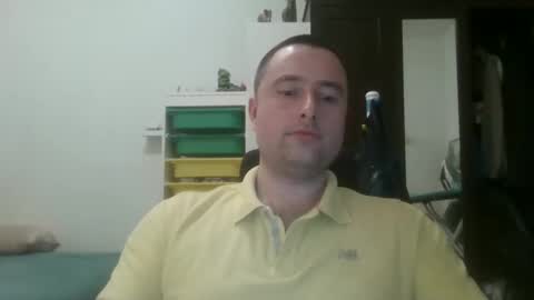 Snapshot of cheguevara2323 chatting on 2, 10, 2025 cheguevara2323 online show from 2, 10, 2025