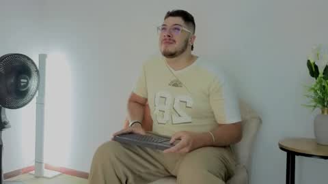   online show from 11, 5, 2026