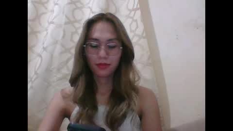 chelly4u69 online show from 6, 3, 2025