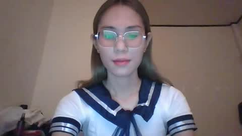 chelly4u69 online show from 11, 3, 2025