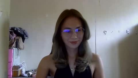 Snapshot of chelly4u69 chatting on 17, 9, 2025 chelly4u69 online show from 17, 9, 2025