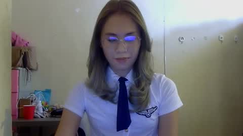 Snapshot of chelly4u69 chatting on 18, 9, 2025 chelly4u69 online show from 18, 9, 2025