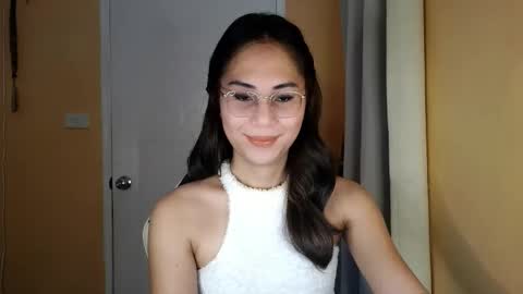 chelly4u69 online show from 27, 3, 2026