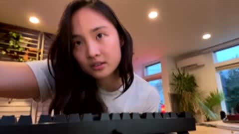 chellybear101 online show from 4, 12, 2025