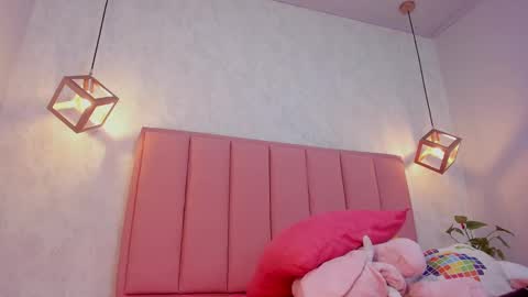 Snapshot of chelsyquinn chatting on 15, 2, 2025 Camila  online show from 15, 2, 2025