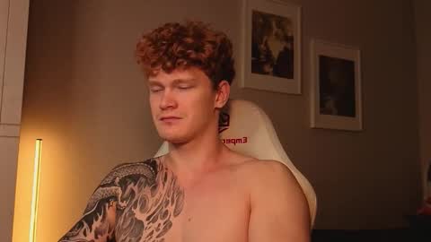 Snapshot of chem1ko chatting on 26, 11, 2025 LUCASRYANPVT IS OPEN online show from 26, 11, 2025