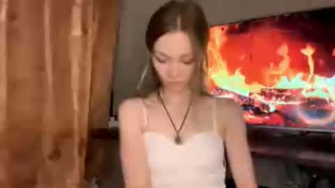 Snapshot of cherepasceri chatting on 12, 1, 2026 Elizabeth you can call me Elly online show from 12, 1, 2026