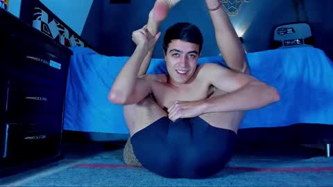 Snapshot of cherg_27 chatting on 4, 10, 2025 cherg_27 online show from 4, 10, 2025