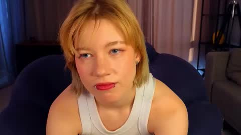 Snapshot of cherlynreece chatting on 19, 3, 2026 Hello guys Im Hanna online show from 19, 3, 2026