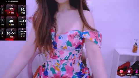 Snapshot of cherriana chatting on 23, 10, 2025 Cheri online show from 23, 10, 2025