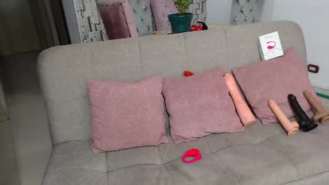 MIA online show from 26, 6, 2026