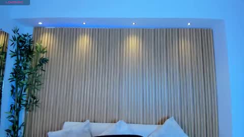 Snapshot of cherry_blossomn_ chatting on 22, 11, 2025 Cherry blossom From 1400 to 2200 Col Time online show from 22, 11, 2025