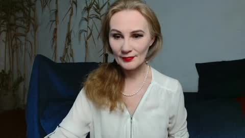 Snapshot of cherry_blossomsx chatting on 9, 3, 2025 thanks guys see you tomorrow online show from 9, 3, 2025