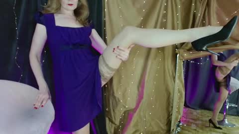 Snapshot of cherry_blossomsx chatting on 19, 10, 2025 thanks guys see you tomorrow online show from 19, 10, 2025