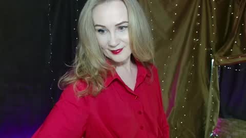 Snapshot of cherry_blossomsx chatting on 21, 10, 2025 thanks guys see you tomorrow online show from 21, 10, 2025
