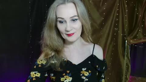 Snapshot of cherry_blossomsx chatting on 23, 10, 2025 thanks guys see you tomorrow online show from 23, 10, 2025