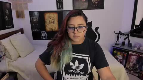 cherry_blushh online show from 12, 11, 2025